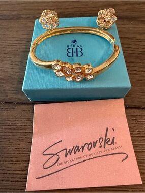 Swarovski Gold Crystal Floral Cuff Bracelet with Matching Studs